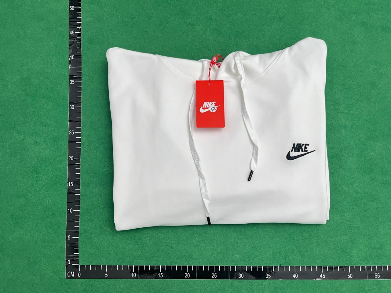 Nike suit  -4