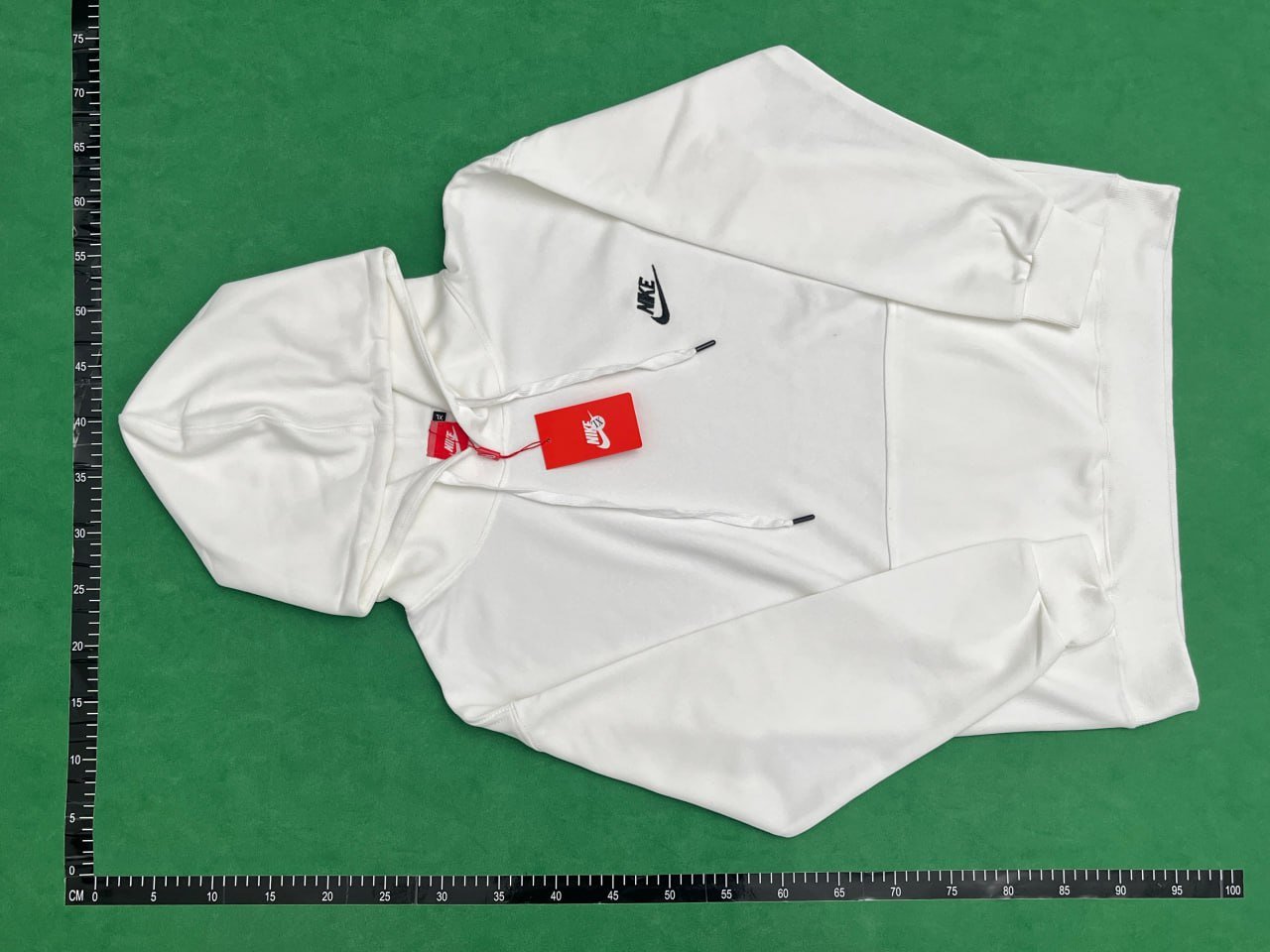 Nike suit  -2