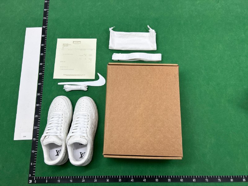 Louis Vuitton  -4