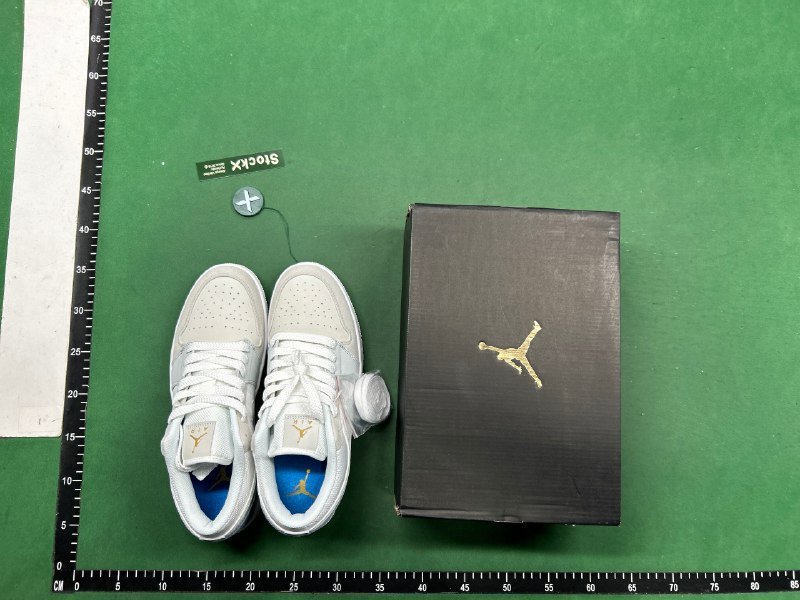 Jordan 1 Low                                                                                                        -4