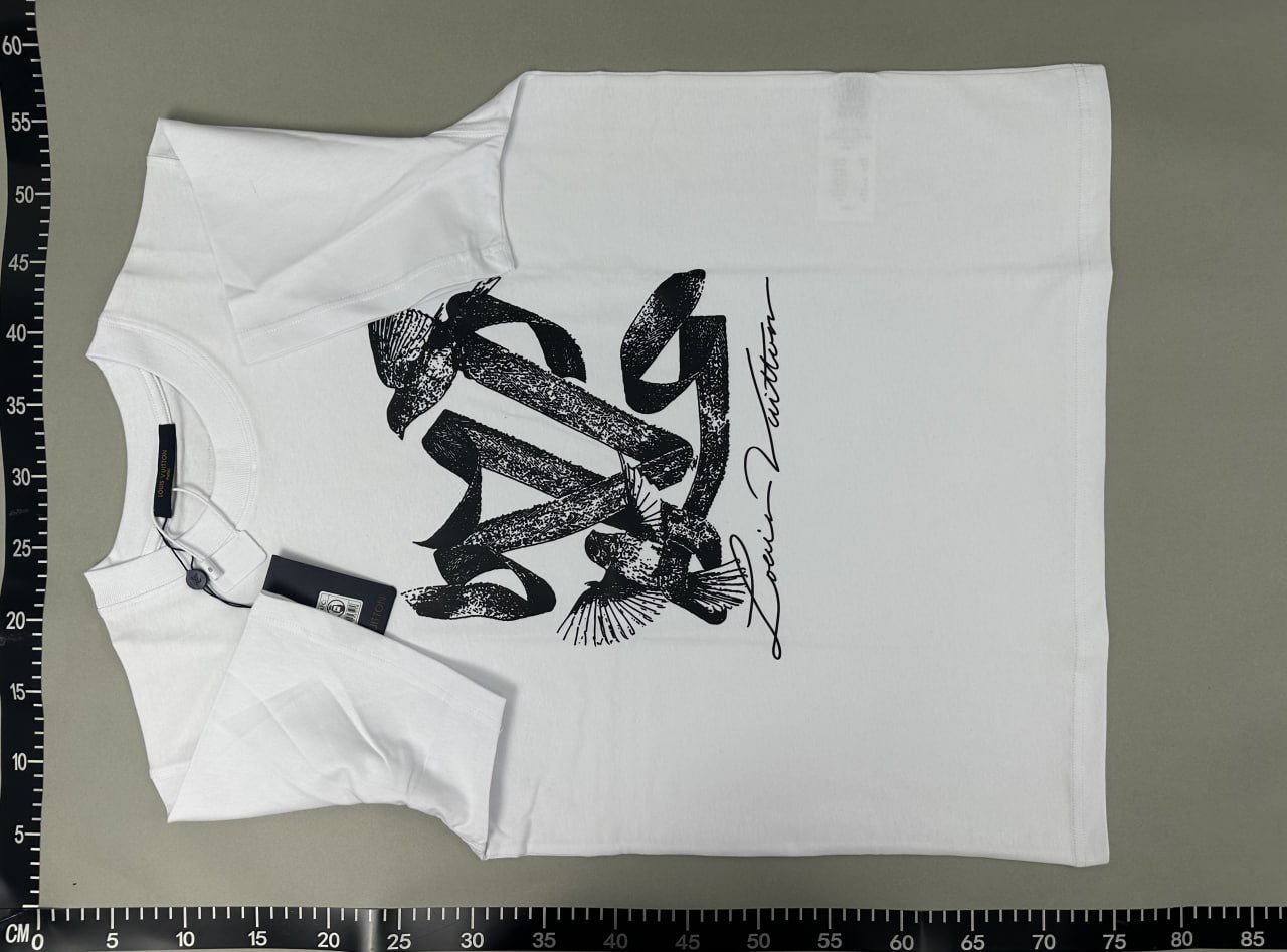 Louis Vuitton Tee -2