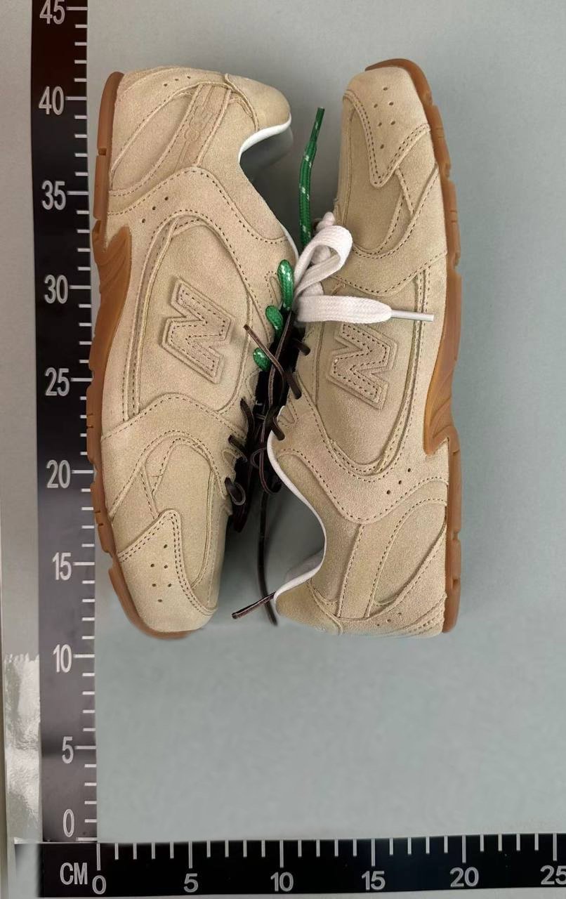 New Balance x MIU MIU 530 -2