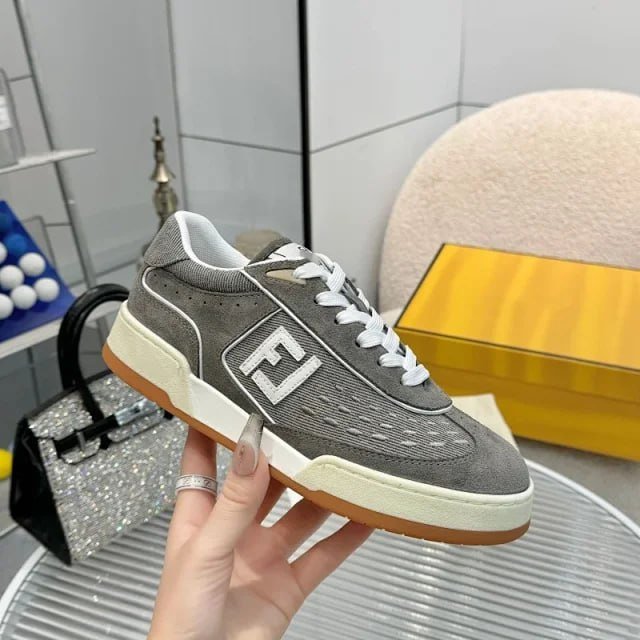 FENDI be high-q                                 -4