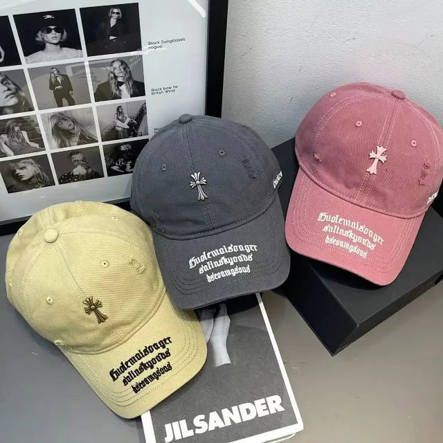 chrome heart cap -5