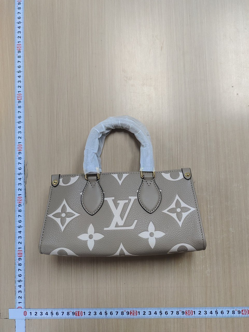 LV Bag -3