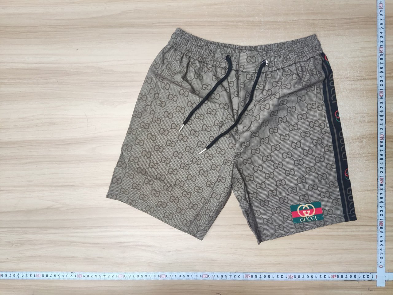 gucci shorts -2