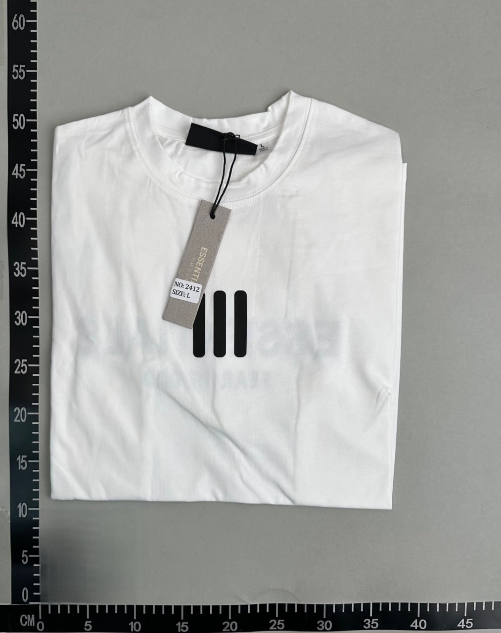 Essentials T-shirt -4