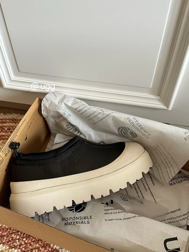 Ugg Snow Boots -2