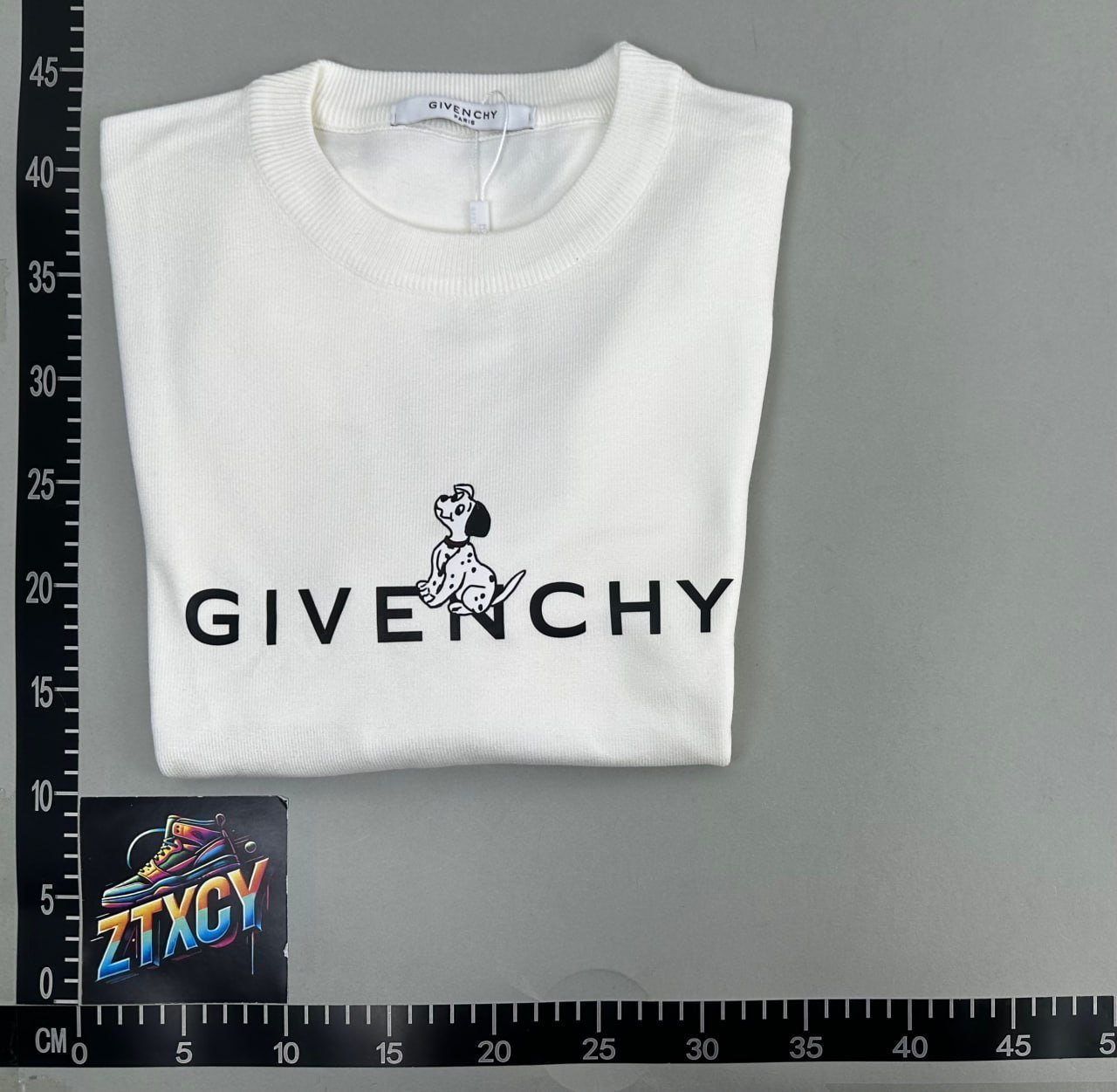 Givenchy Sweater -3